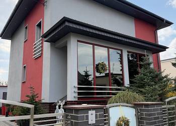 NOWOCZESNY DOM Z POTENCJAŁEM | 180 m² | 12 ARÓW | SOLARY | 3 GARAŻE