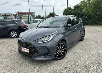 Toyota Yaris Hybryda GRVIP SKYVIEW/SalonPL/IWŁ / Serwis / FV23% / Leasin…