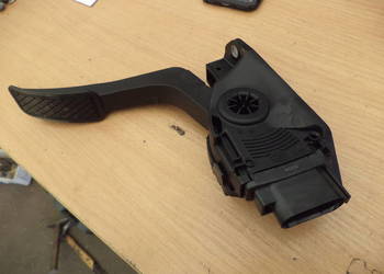 FORD FIESTA MK7 PEDAL GAZU POTENCJOMETR 6PV 00951720