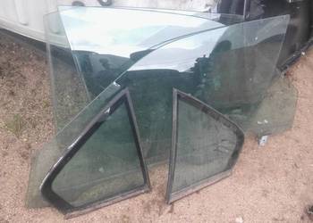 BMW e38 97r szyba tylna mała trójkąt lewa
