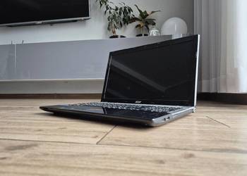 Laptop ACER V3 core I3