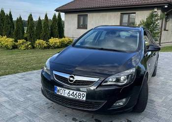 Opel astra j