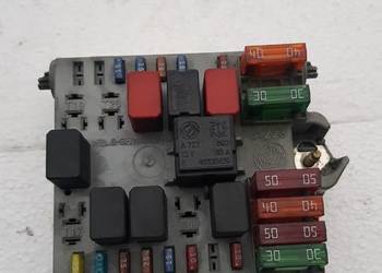 skrzynka bezpieczników Alfa Romeo 147 1.6 16v