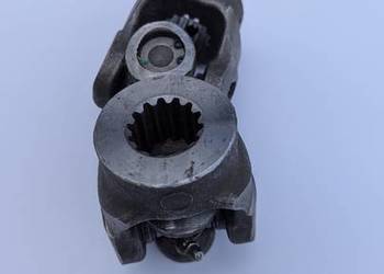 Wałek przegubowy górny od mikrociągnika TV 521