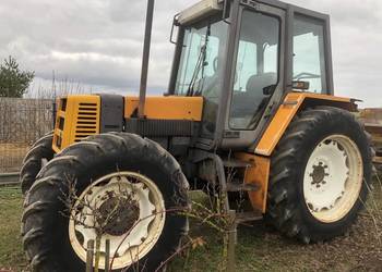 Ciągnik Renault 103-14