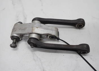 Kiwak Kość Łącznik Wahacza Kawasaki Gpz 500 87-92r