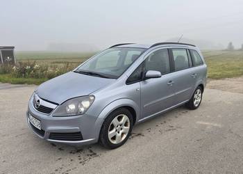 ZAFIRA ŁADNA DŁUGIE OPŁATY 2005r