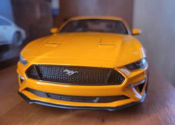 Model Ford Mustang GT, 1/18, GT Spirit