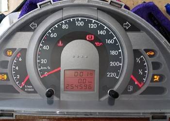 Licznik VW FOX LUPO AUDI A3 A4 A6 naprawa regeneracja wymiana wyświetlacza