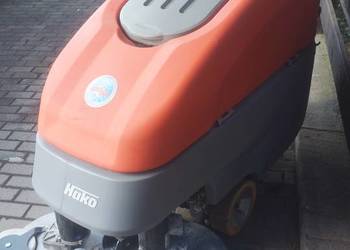 Maszyna czyszczaca Hako Scrubmaster B90