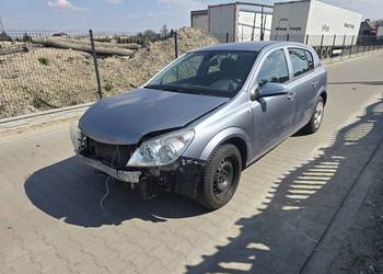 Opel Astra 1.6 benzyna  rok 2009