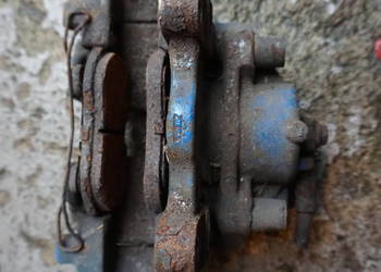 zacisk hamulcowy prawy przód 302mm opel astra h OPC