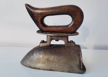 Stare przedwojenne żelazko