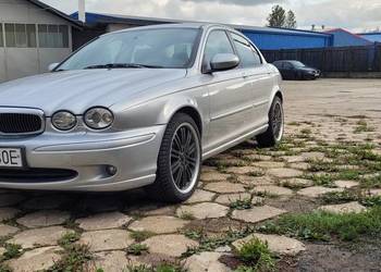 Jaguar polski salon.