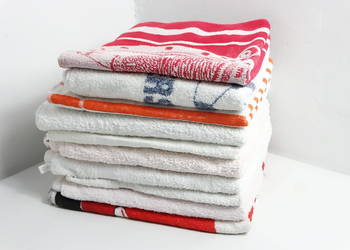 Zestaw 10 Ręczników Kąpielowych – Mix Wzorów (130x60 cm)