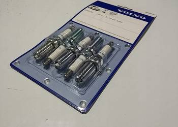 VOLVO C30 C70 S40 V50 5cyl swiece zaplonowe OE 30650843