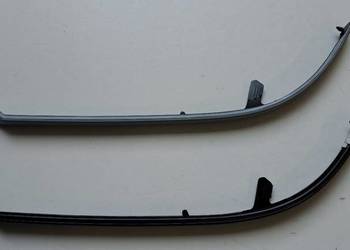 Listwa pod reflektor lewa Audi 80 B4 – NOWA (old stock) – 2 sztuki