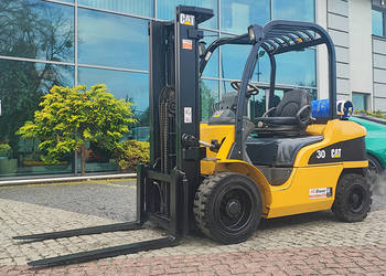 Wózek widłowy Caterpillar GP30N hilo 3,25 m 3 tony LPG | 2004