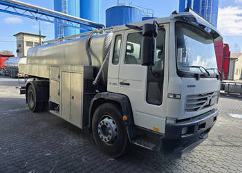 Samochód do przewozu mleka VOLVO FL 220 (12 800 L)