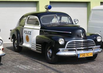 Chevrolet Fleetline z 1946 roku – wyjątkowy amerykański samochód policyjny.