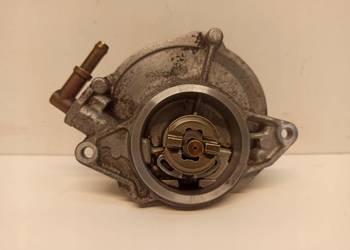 POMPA VACUM AUDI A4 B8 057145100AF
