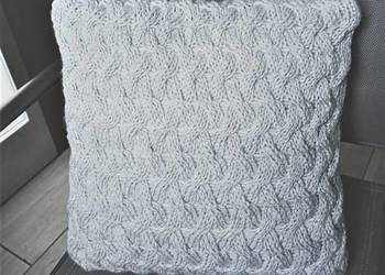 Poduszka dekoracyjna, jasny popiel, wzór 3D plecionka, hand made