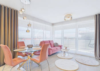 APARTAMENT PREMIUM Z DWOMA BALKONAMI – ANDERSA 1,