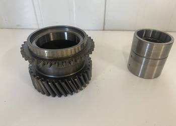 KOŁO ZĘBATE Z35 R277175 JOHN DEERE 5100ML 5105M 5105MH 5105ML 5115M 5115ML