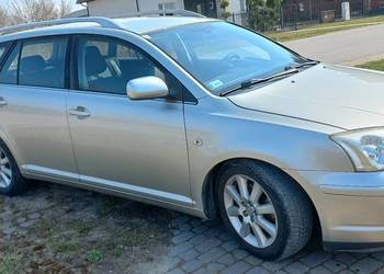 Toyota Avensis T25 D4D Hak Kombi w pełni sprawne