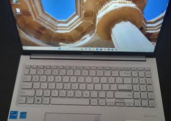 Sprzedam laptop Asus