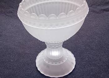 Pucharek Mariskooli. Iittala dla sieci Marimekko. Szkło satynowe.