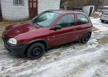 Sprzedam opla corsę 1.0 benzyna, zamiana.