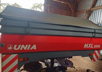 Rozsiewacz Unia MXL 3000