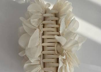 Spinka do włosów kwiaty beżowa ecru