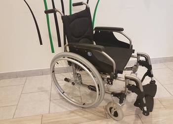 Wózek inwalidzki, Vermeiren V200 aluminiowy ze stopów lekkic