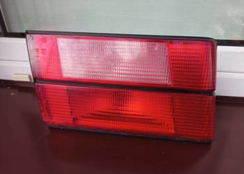 BMW E34 kombi Touring lampa tył tylna w klapę bagażnika lewa