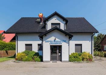 Gabinet lekarski, lokal usługowy, klimatyzacja, parking, rejestracja