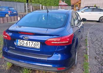 Sprzedam ford focus mk3 1.6 z uszkodzonym zaworem