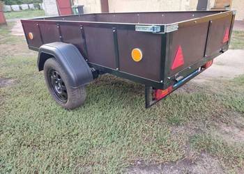 Przyczepka samochodowa