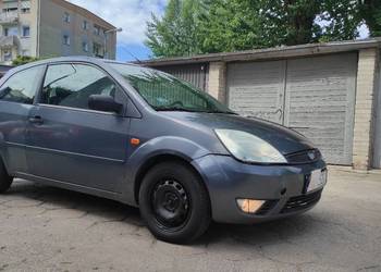 Ford Fiesta 1.4 benzyna 2005 z clima sprawna