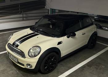 MINI Cooper R56 1.6 Benzyna • 2009 • Dach panoramiczny • Nowe opony • Bezwy