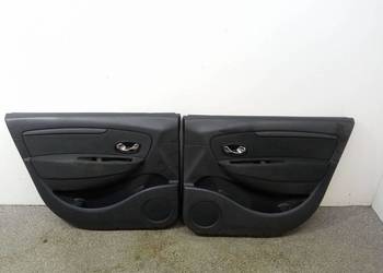 TAPICERKA BOCZEK  PRAWY LEWY PRZÓD KPL  Renault Scenic III (2009-  )