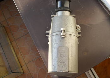 Gniazdo 63A z PRL.