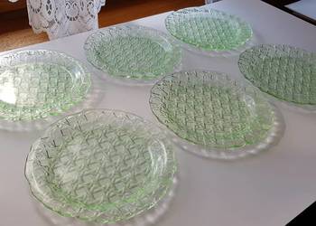 Zielony talerz Plecionka / Kratka, Ząbkowice, szkło PRL