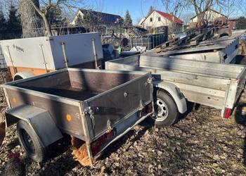 Przyczepka samochodowa