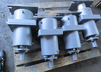 Tłoki dwustronnego działania