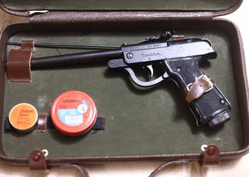 Wiatrówka pistolet Łucznik wz70