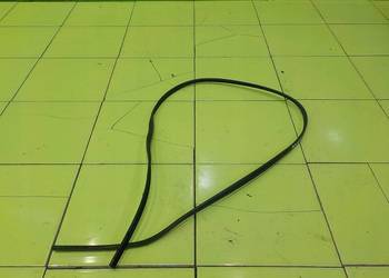 LANCIA BETA 2.0 B 83r COUPE 2D listwa uszczelka progu prawa przod