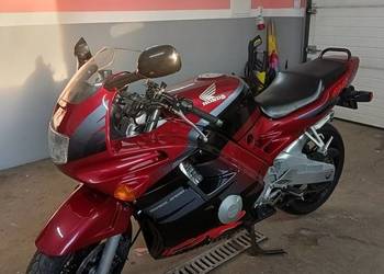 Sprzedam Honda CBR 600 stan bardzo dobry