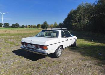 W123 Coupé 230E